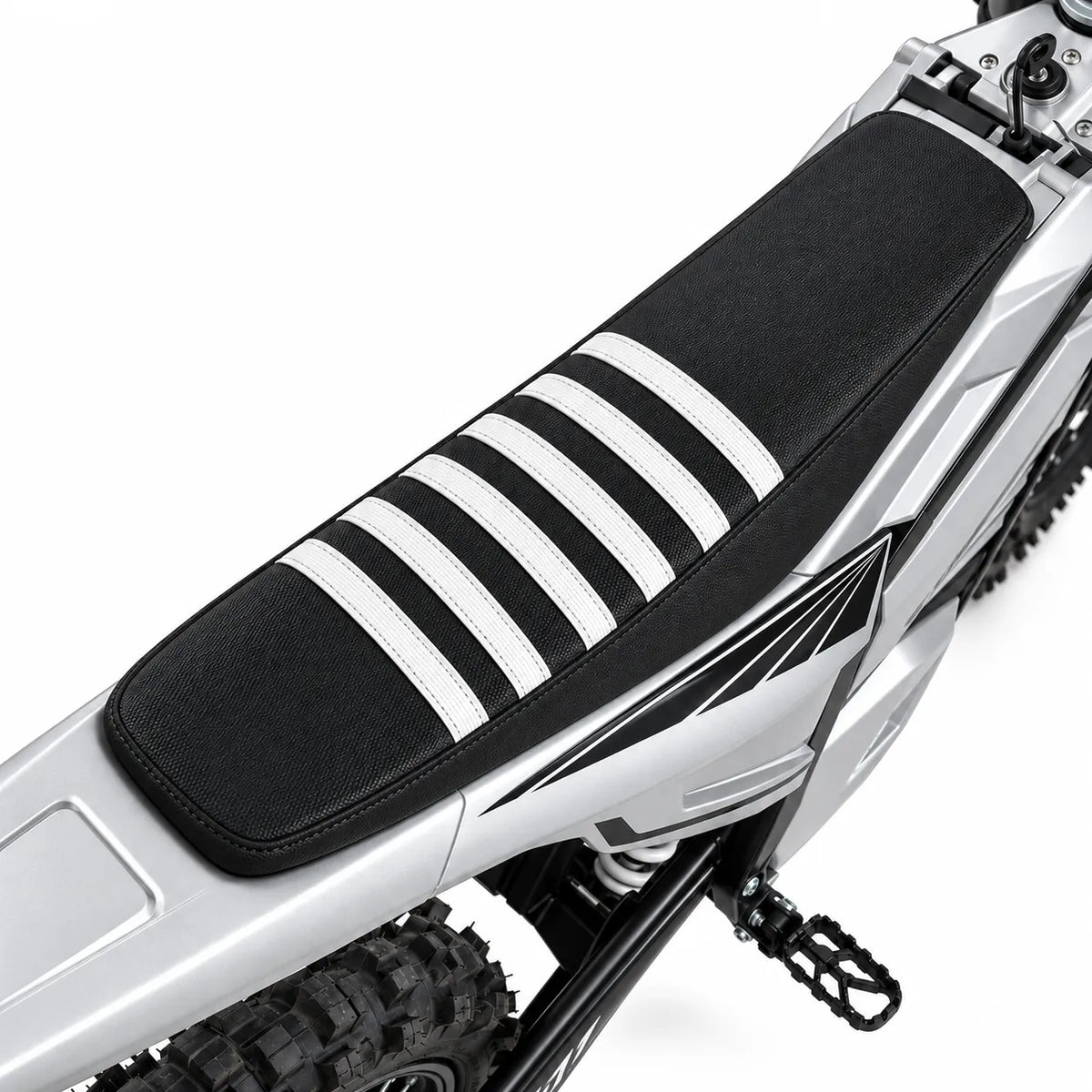 Textured Seat with Grip Strips