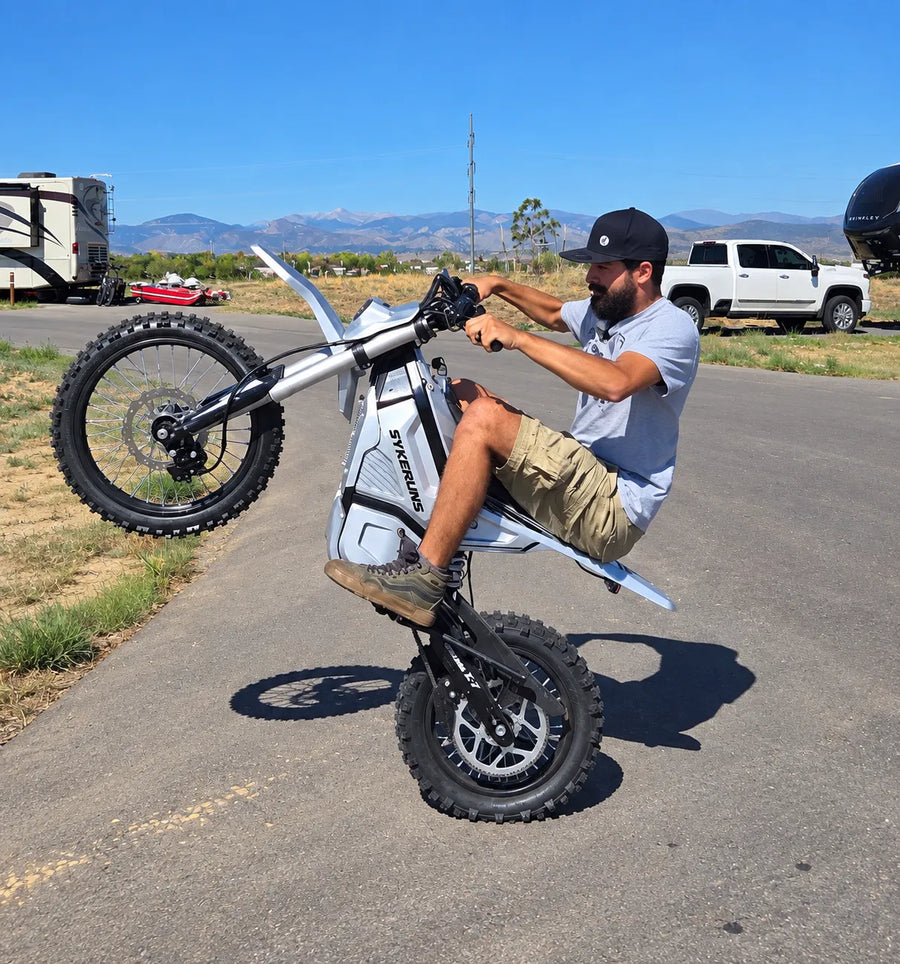 SYKERUNS real rider photo